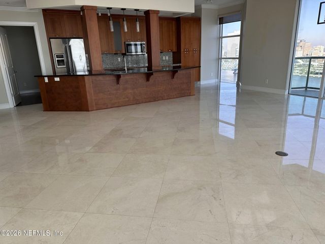 1431 RIVERPLACE Boulevard 1706, Jacksonville, FL 32207