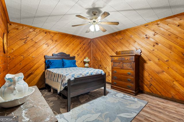203 N View Pointe Drive, Lagrange, GA 30241