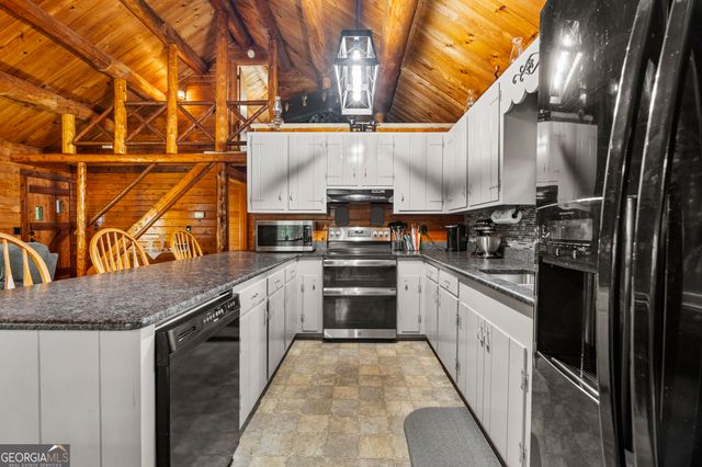 203 N View Pointe Drive, Lagrange, GA 30241