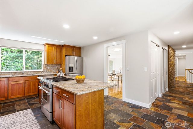 6341 121st Avenue SE, Bellevue, WA 98006