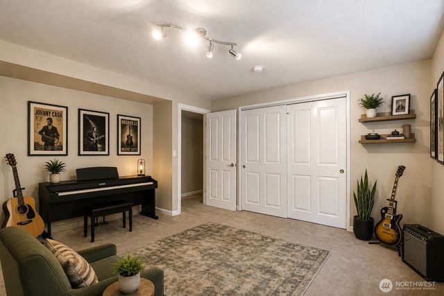 6341 121st Avenue SE, Bellevue, WA 98006