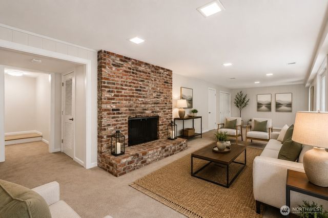 6341 121st Avenue SE, Bellevue, WA 98006