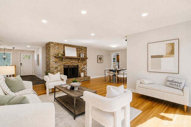 6341 121st Avenue SE, Bellevue, WA 98006