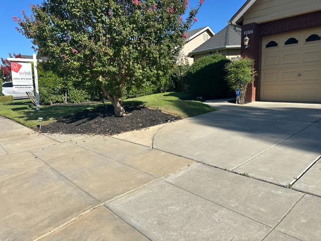 2523 E Cole, Fresno, CA 93720