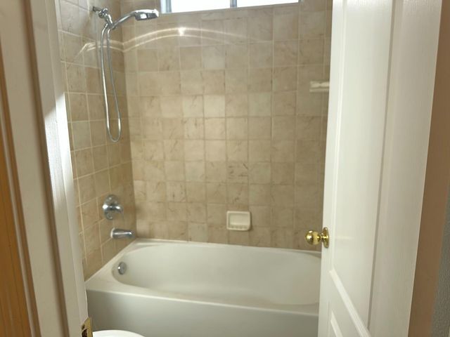 2523 E Cole, Fresno, CA 93720