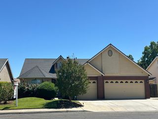 2523 E Cole, Fresno, CA 93720