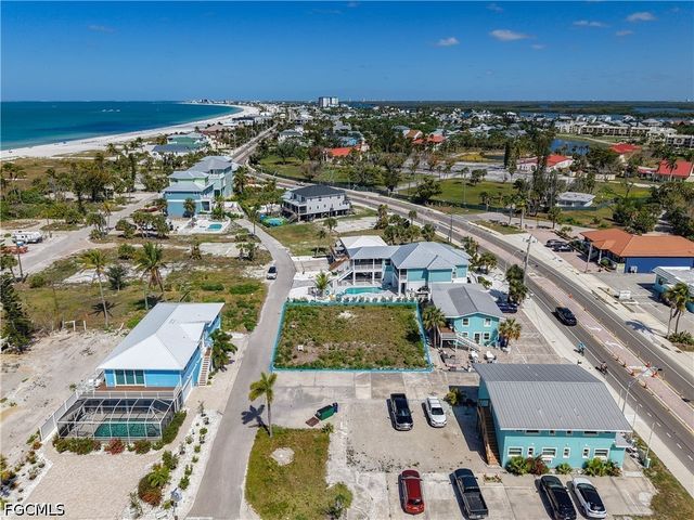6081 Shelby LN, Fort Myers Beach, FL 33931