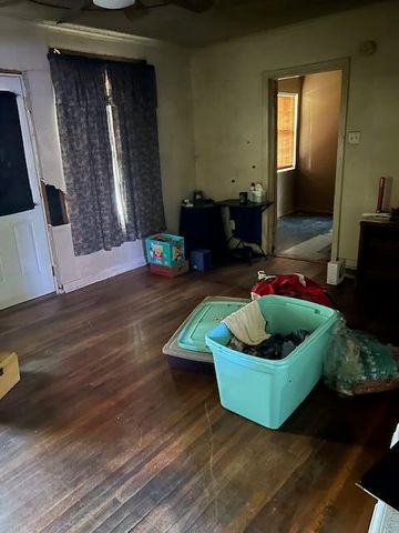 901 Kings Rd, Leesville, LA 71446