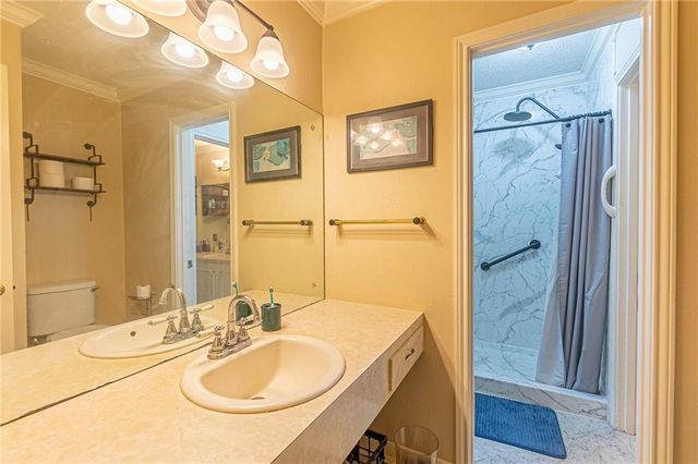 128 RUSTIC MANOR Cove, Pineville, LA 71360