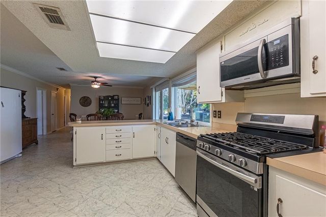 128 RUSTIC MANOR Cove, Pineville, LA 71360