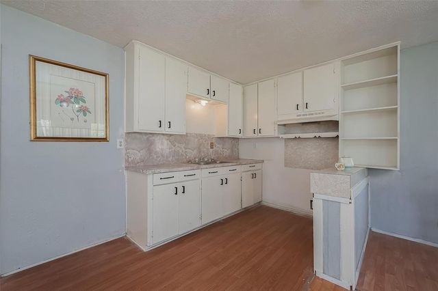 120 Caribou St, Onalaska, TX 77360