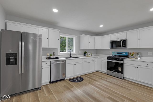 10398 Ethel Street, Carmel, IN 46280