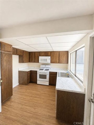 10330 Downey Ave 20, Downey, CA 90241