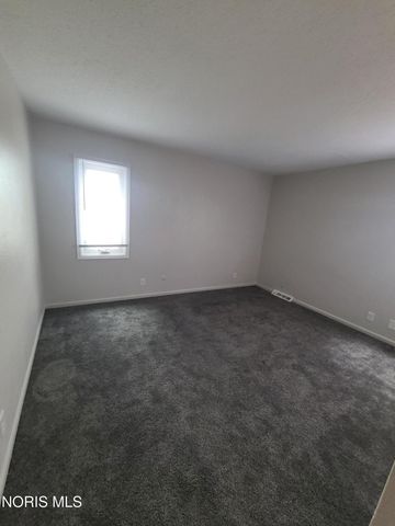 5544 Cresthaven Lane, Toledo, OH 43614