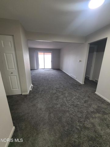 5544 Cresthaven Lane, Toledo, OH 43614