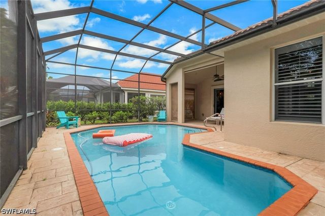 8816 Ventura WAY, Naples, FL 34109
