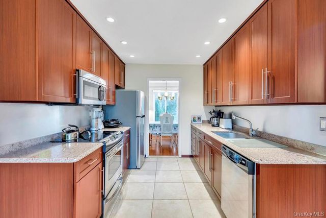 1206 Gotham Drive, Saint James, NY 11780