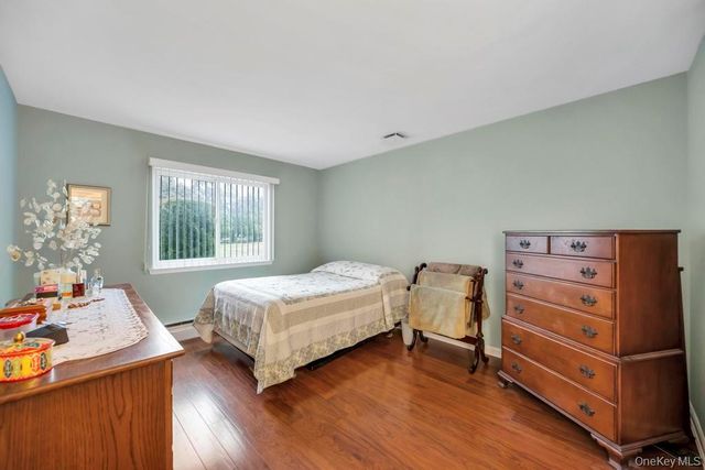 1206 Gotham Drive, Saint James, NY 11780