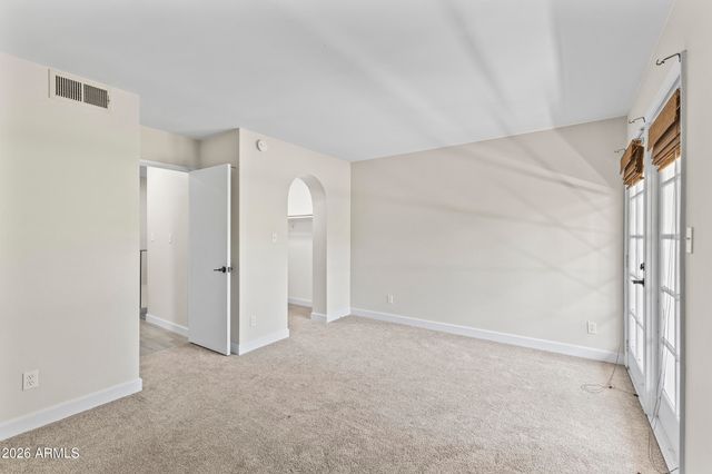 1425 E DESERT COVE Avenue 15, Phoenix, AZ 85020