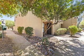 1425 E DESERT COVE Avenue 15, Phoenix, AZ 85020