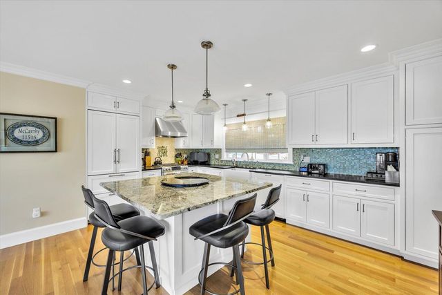 140 Summersea Road, Mashpee, MA 02649