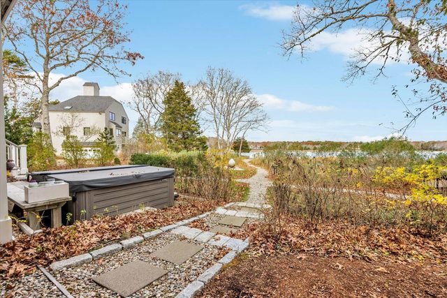 140 Summersea Road, Mashpee, MA 02649