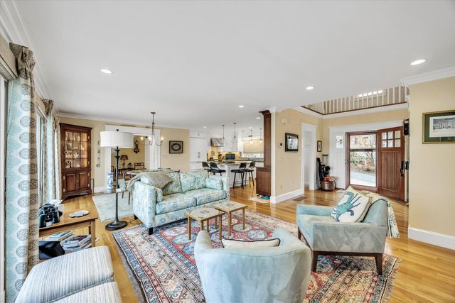 140 Summersea Road, Mashpee, MA 02649