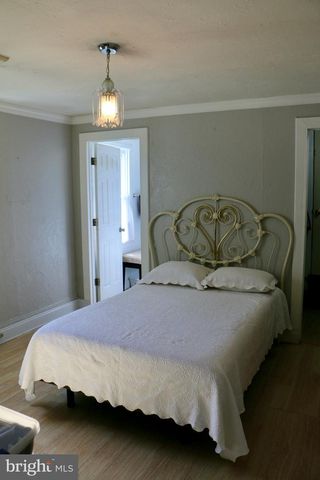 87 E FRANKLIN ST, Ephrata, PA 17522