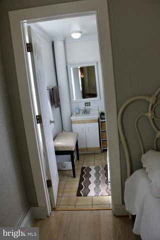 87 E FRANKLIN ST, Ephrata, PA 17522