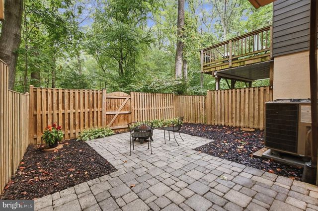 11570 WOODHOLLOW CT, Reston, VA 20191