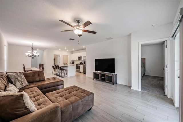 2515 VICTORIOUS FALLS AVENUE, Plant City, FL 33565