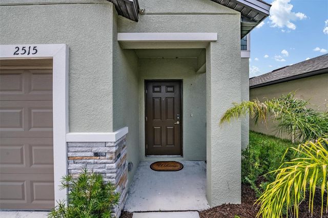 2515 VICTORIOUS FALLS AVENUE, Plant City, FL 33565
