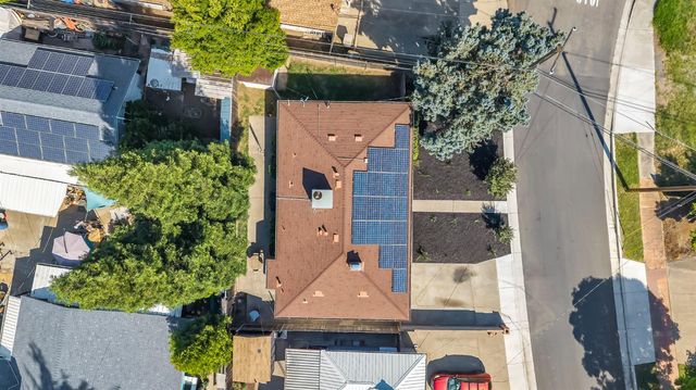 8 17th St, West Sacramento, CA 95691