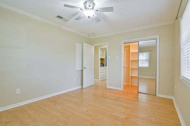 108 Dolphin Avenue, Galveston, TX 77550