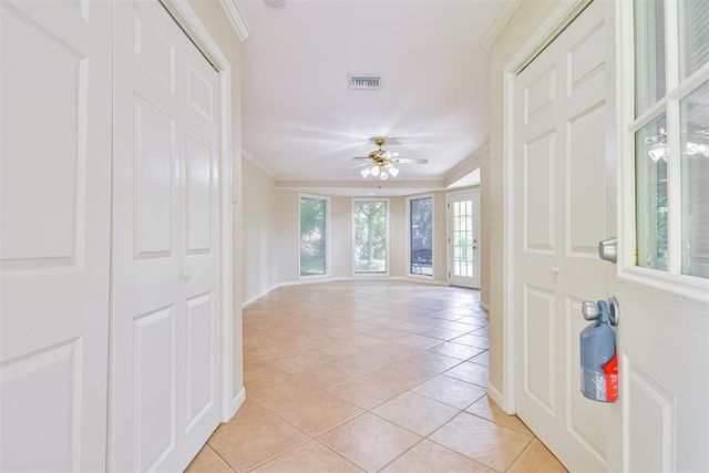 108 Dolphin Avenue, Galveston, TX 77550