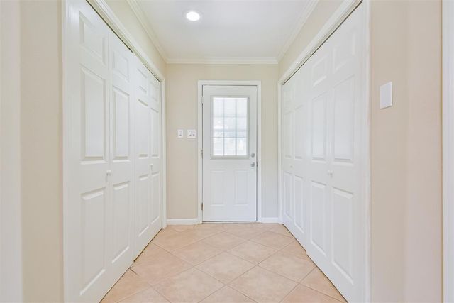 108 Dolphin Avenue, Galveston, TX 77550