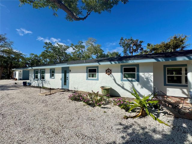 7372 MELALEUCA WAY, Sarasota, FL 34242