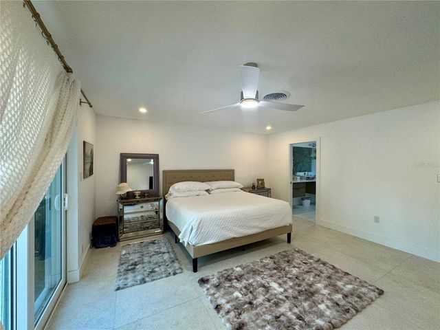 7372 MELALEUCA WAY, Sarasota, FL 34242