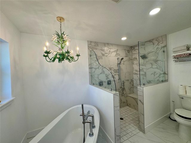 7372 MELALEUCA WAY, Sarasota, FL 34242