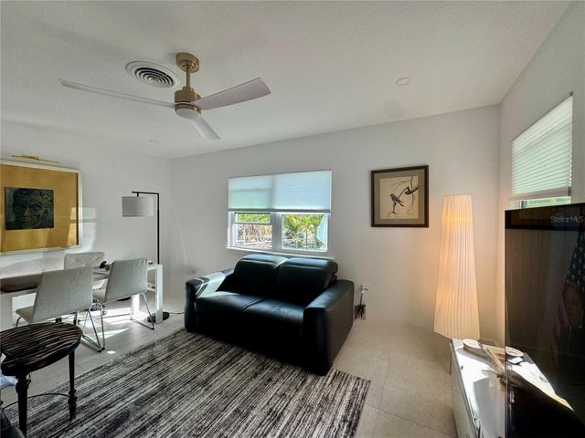 7372 MELALEUCA WAY, Sarasota, FL 34242