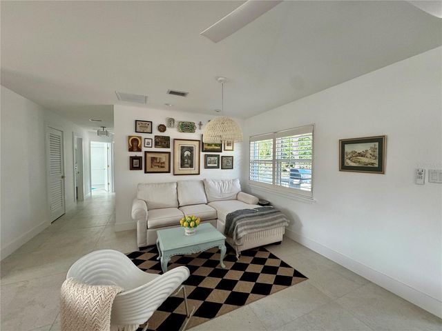 7372 MELALEUCA WAY, Sarasota, FL 34242