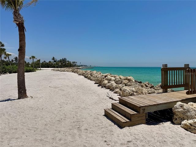 7372 MELALEUCA WAY, Sarasota, FL 34242