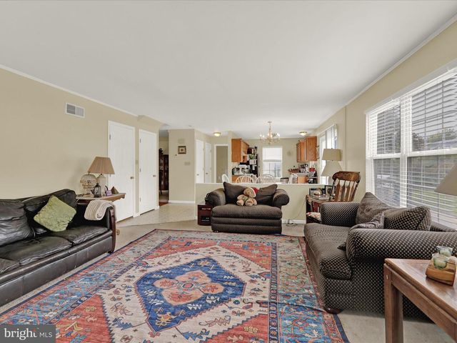 71 CORNERSTONE DR, Blandon, PA 19510