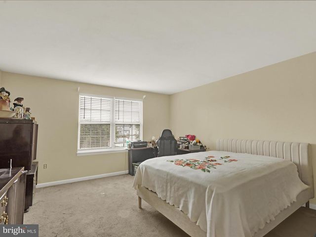 71 CORNERSTONE DR, Blandon, PA 19510