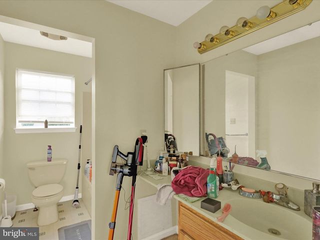 71 CORNERSTONE DR, Blandon, PA 19510