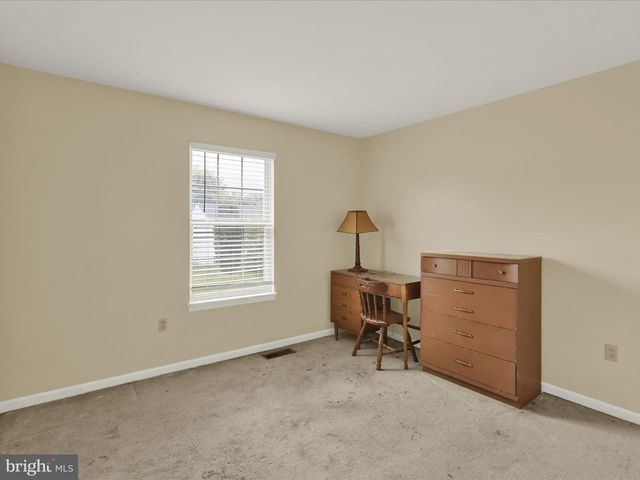 71 CORNERSTONE DR, Blandon, PA 19510