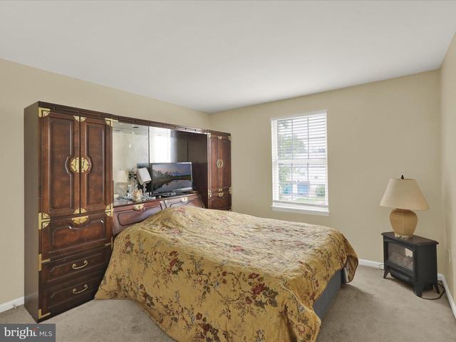 71 CORNERSTONE DR, Blandon, PA 19510