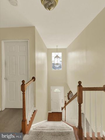 71 CORNERSTONE DR, Blandon, PA 19510