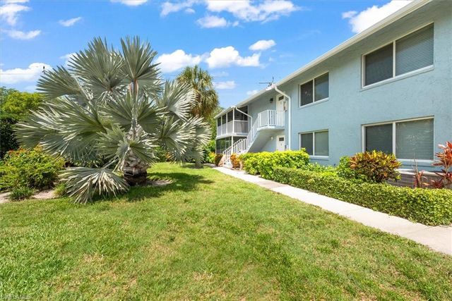 200 Palm DR 4, Naples, FL 34112