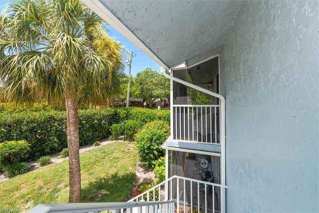200 Palm DR 4, Naples, FL 34112